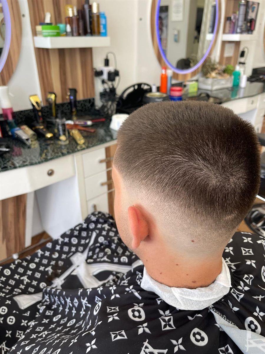 Herren Pflegeschnitt