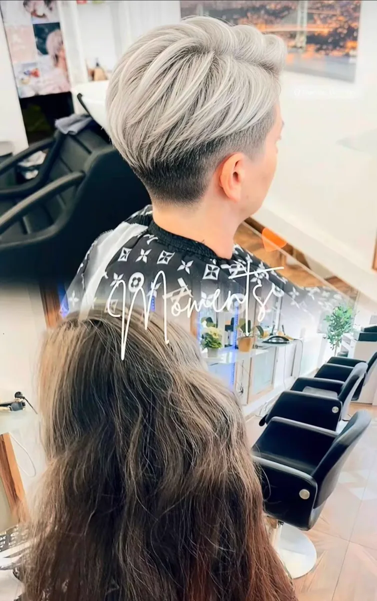 Herren Transformation mit hellerem Finish
