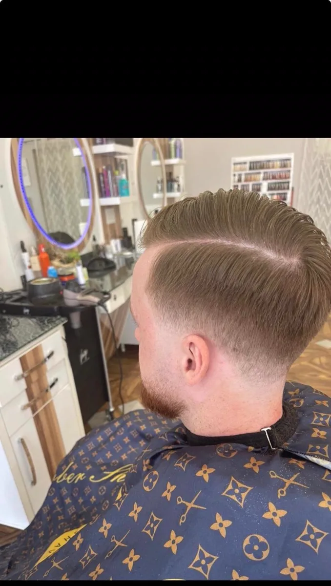 Herrenstyling mit sauberer Form