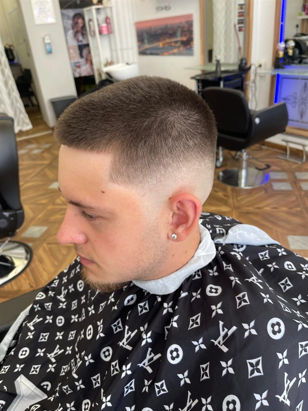 Nachher: Sauberer Fade Cut bei Haar Style M&F